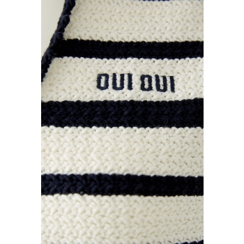 SWETER OUI