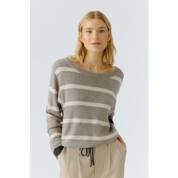 SWETER OUI